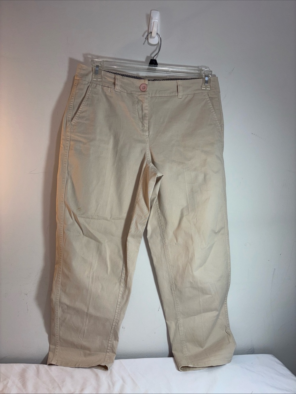 Crown and Ivy Beige Straight-Leg Cotton Pants. 915